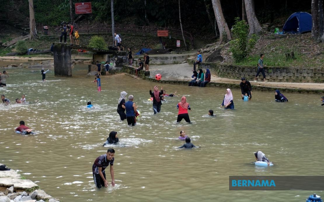 Health Authorities Investigate Gastroenteritis Claims at Bentong River Site