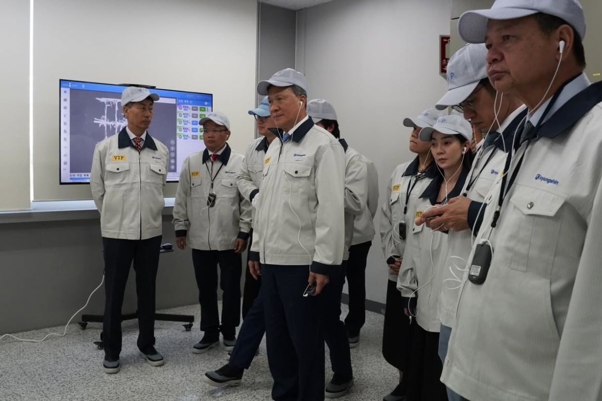 Cambodia Courts South Korean Investment in High-Tech Manufacturing as it Pivots Away from Garments
