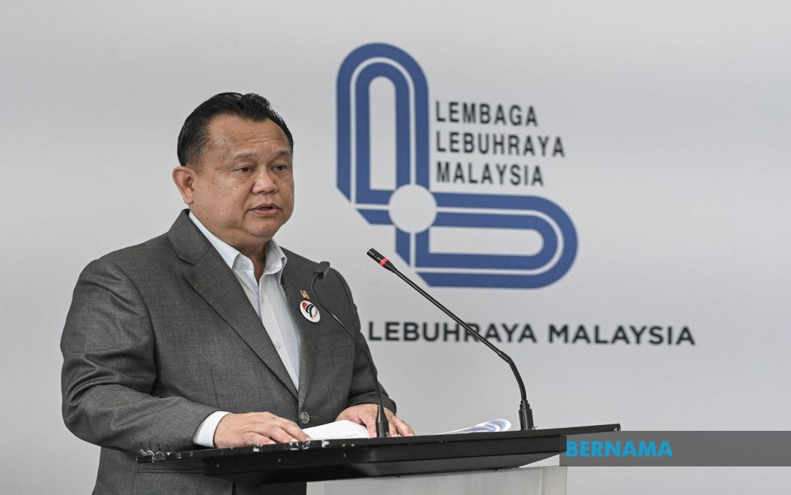 RM25.2 Million Solar LED Initiative Targets 32 Accident-Prone Highway Sections