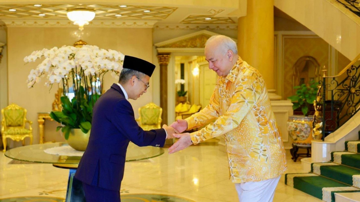 Sultan Nazrin Shah Briefed on Perak's Communications Infrastructure Push