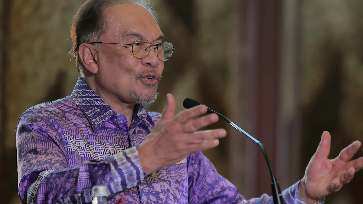 Anwar's Kazan Trip Aims to Deepen Malaysia-Russia and Regional Ties