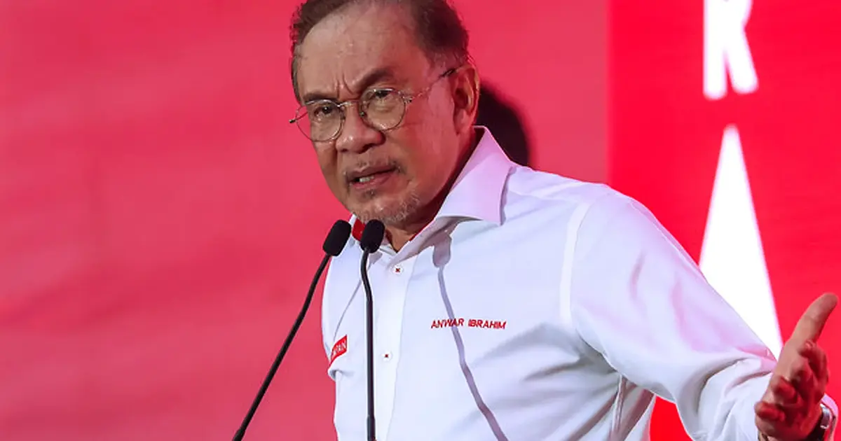 Government Must Maintain Strong Ties with Malay Rulers, Anwar Emphasises