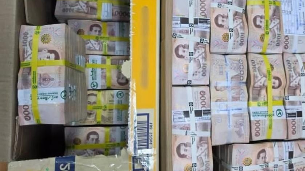 Myanmar Driver Held After Attempting to Smuggle 23 Million Baht Through Thai Border