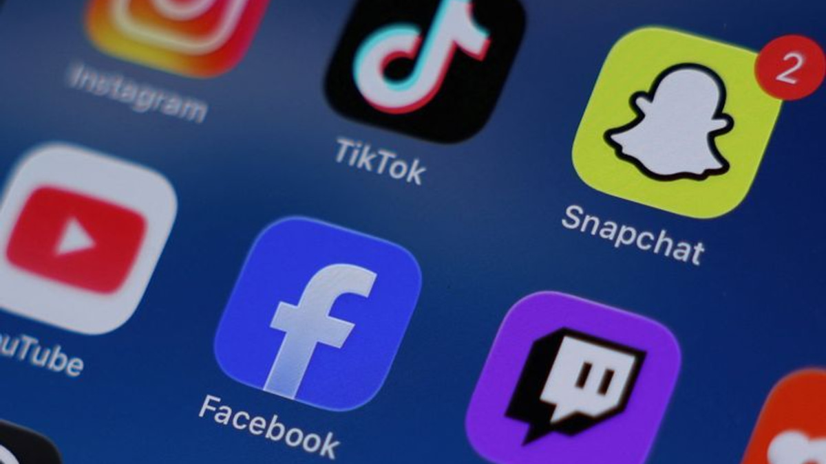 Majority of Americans Back Stricter Social Media Rules, Poll Shows